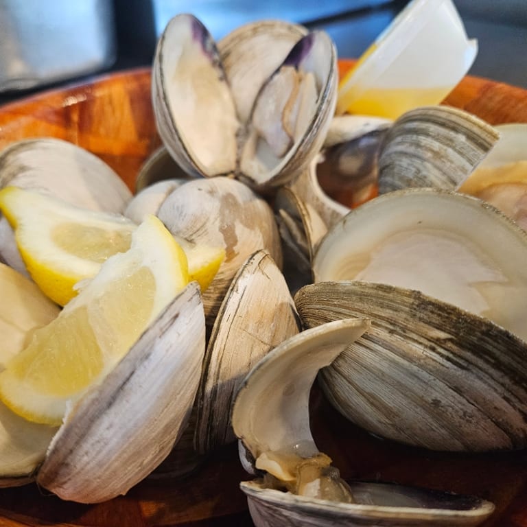 Seafood Takeout: Crab, Oysters, Wings