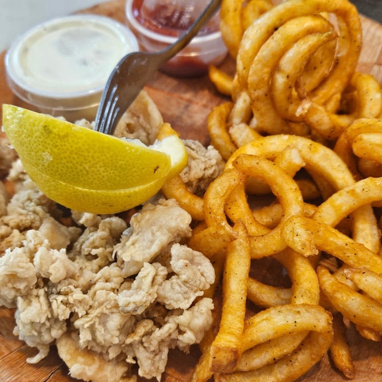 Juicy Cheeseburgers: A Local Favorite